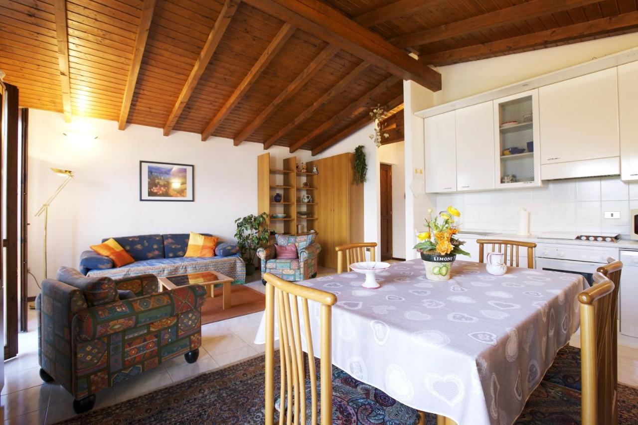 Residenza Arcobaleno Apartment Pino Lago Maggiore Exterior photo